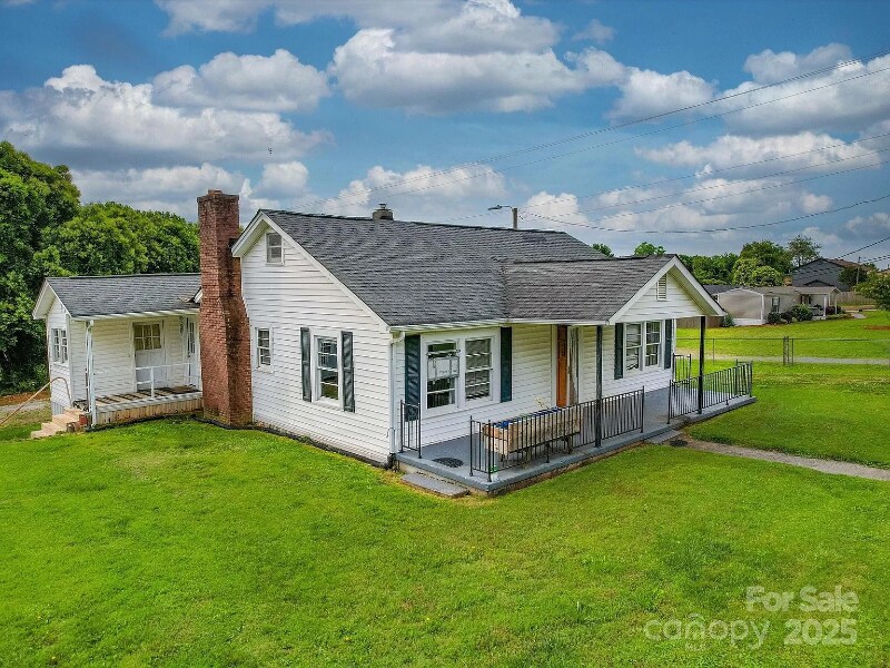 Photo - 201 Robinson Rd Casa