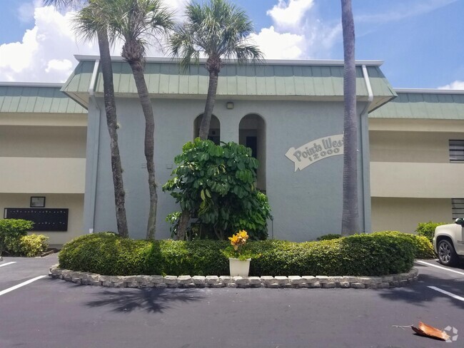 Building Photo - 12000 Capri Cir S Rental