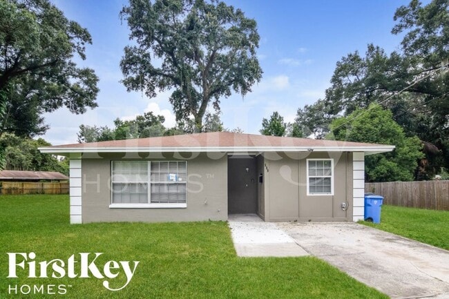 Building Photo - 500 Brenda Dr