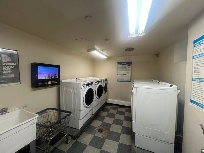 Photo - 635 S 19th St Unidad 3
