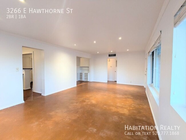 Photo - 3266 E Hawthorne St