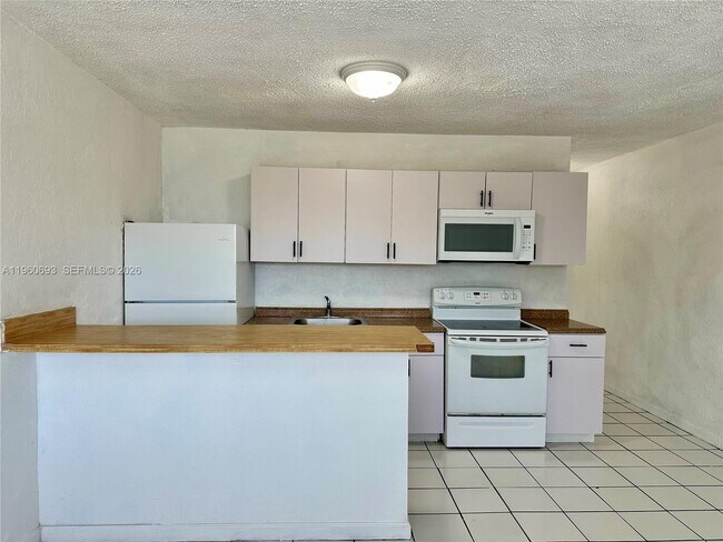 Photo - 2987 NW 46th St Unidad 2