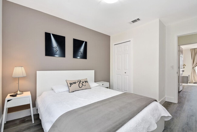 Photo - 139 Pompano Beach Dr Unit SI ID1603874P