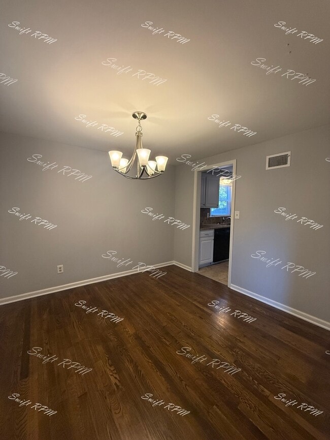 Photo - 9805 Carter Dr