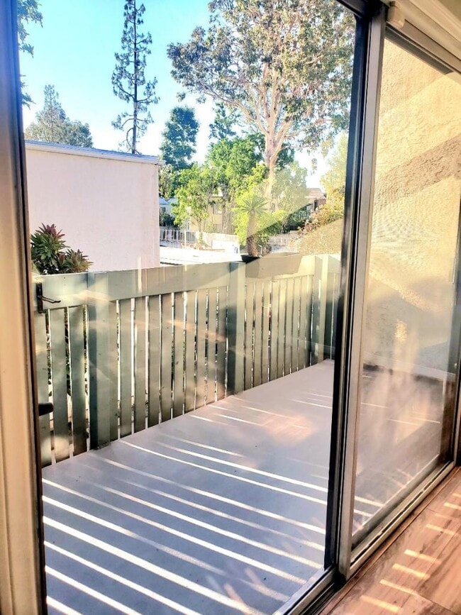 Photo - 5700 Etiwanda Ave Unit 205