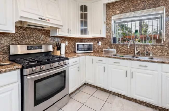 Photo - 509 N Edinburgh Ave