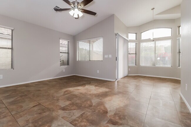 Photo - 12913 W Sheridan St