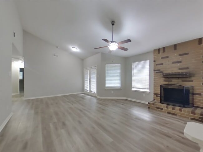 Photo - 14202 Clear Forest Dr