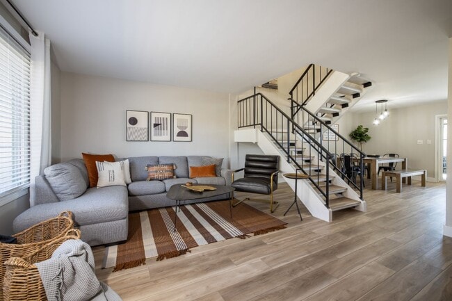 Building Photo - 5038 N 83rd St Rental