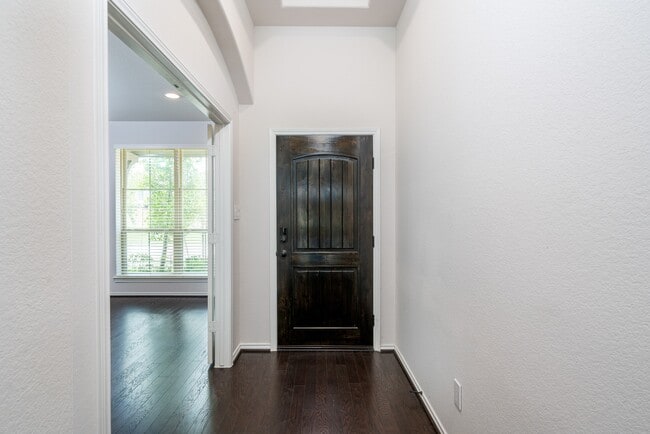 Photo - 15518 Lake Meridian Dr