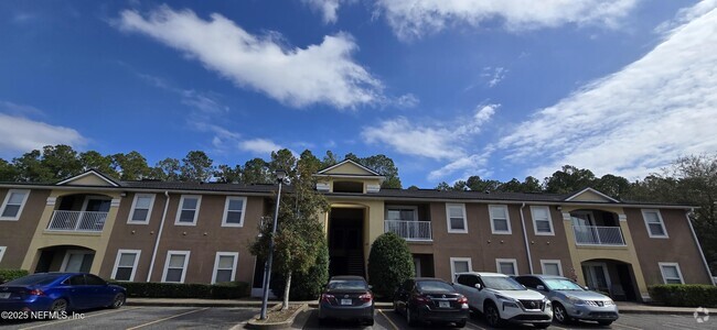 Building Photo - 3700 Kirkpatrick Cir Unit 8-13 Rental