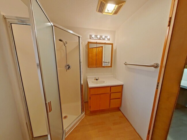 Photo - 1613 Ferry Alley Unit B