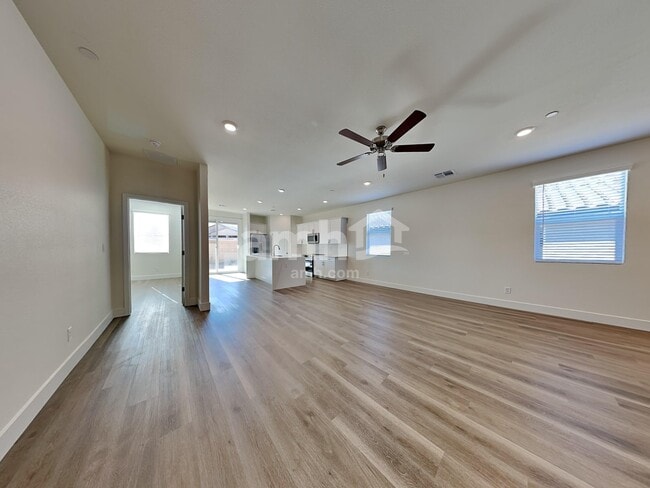 Photo - 545 Silverbell Fls Pl