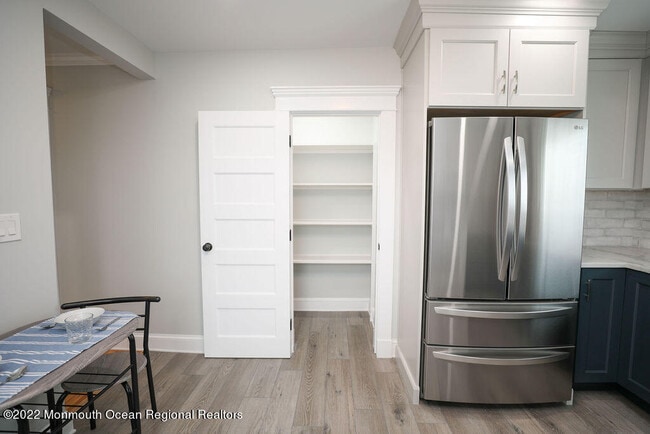 Photo - 476 West St Unit #2