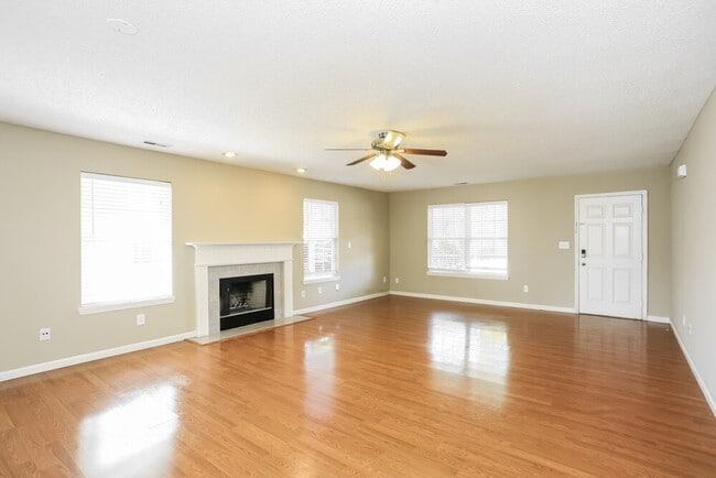 Photo - 19516 Prairie Crossing Dr