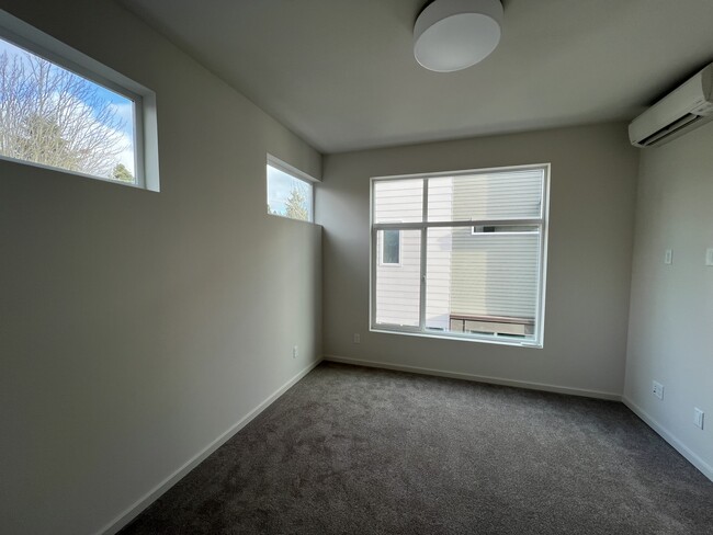 Photo - 3629 1st Ave NW