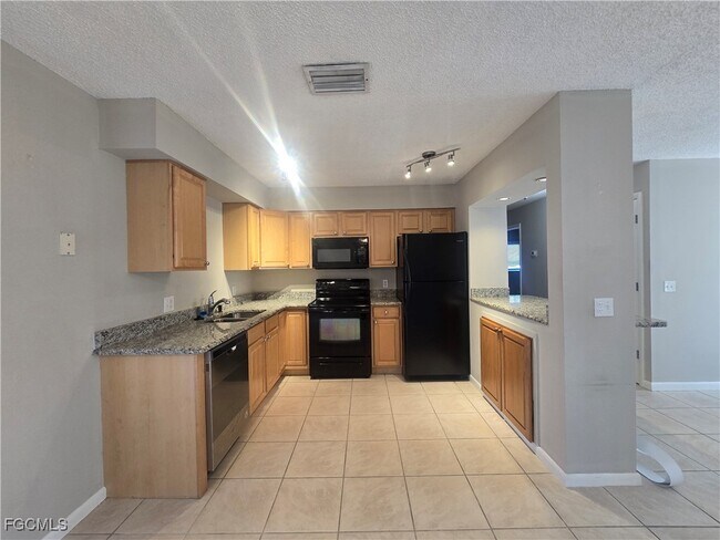 Photo - 4910 Viceroy St Unit 2