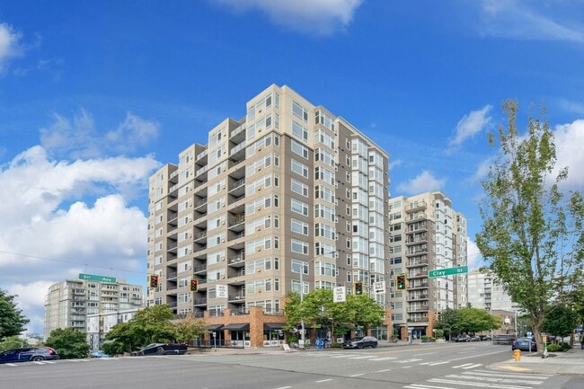 Building Photo - 2bd/1.75ba Seattle Condo Unit 709
