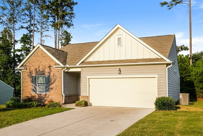 7261 Lacey Dr