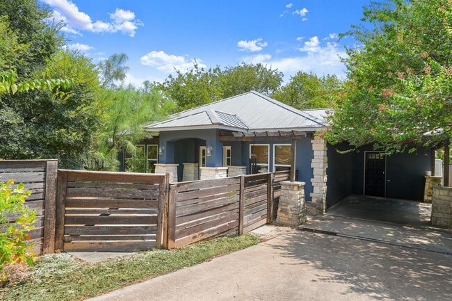 Photo - 2501 Del Curto Rd