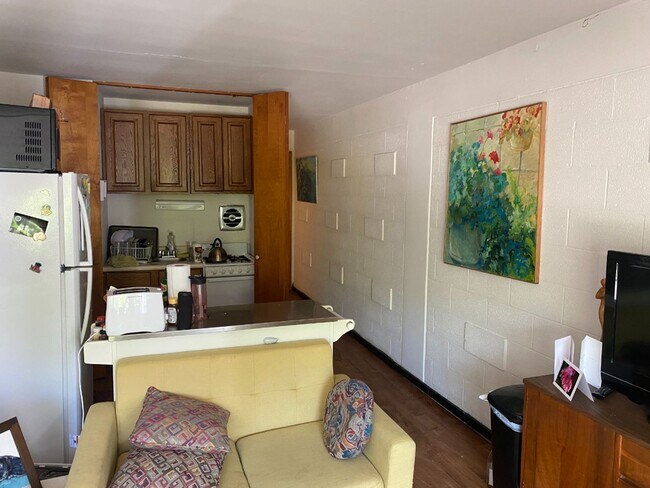 Photo - 1BR/1BA West Campus - Short distance to Mi... Unidad 308