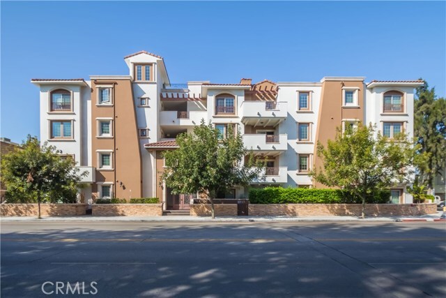 Photo - 4551 Coldwater Canyon Ave Condo Unit 401