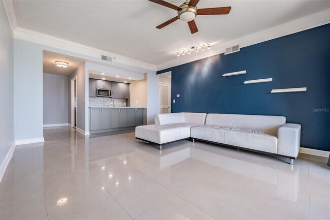 Photo - 345 Bayshore Blvd Unidad 1402