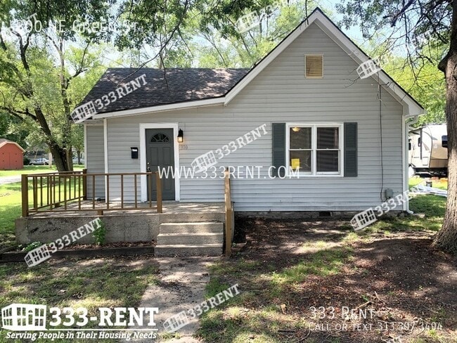 Photo - 300 NE Green St