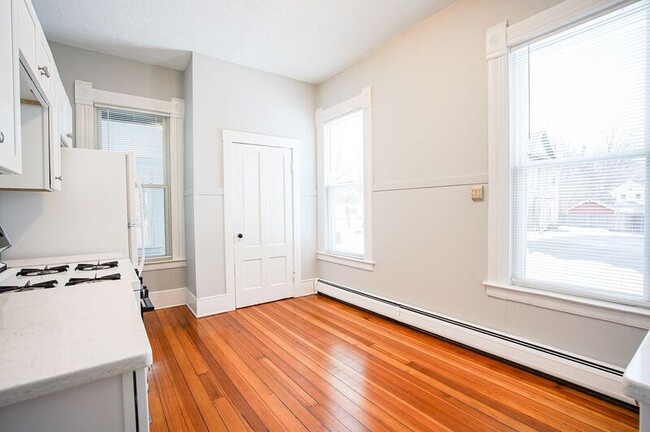 Photo - 21 Day Ave Unit 1R