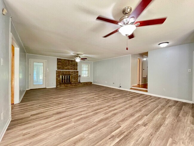 Photo - 136 Rwe Jones Dr Unit 136 RWE Jones Dr