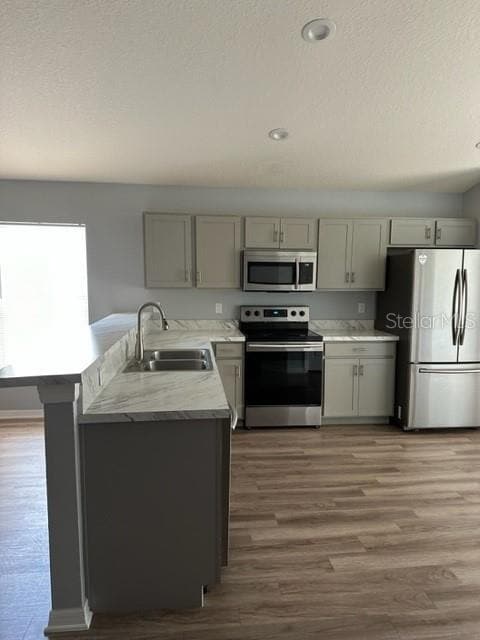 Photo - 327 Tanager St
