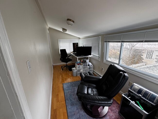 24 Burnham St Unidad 2