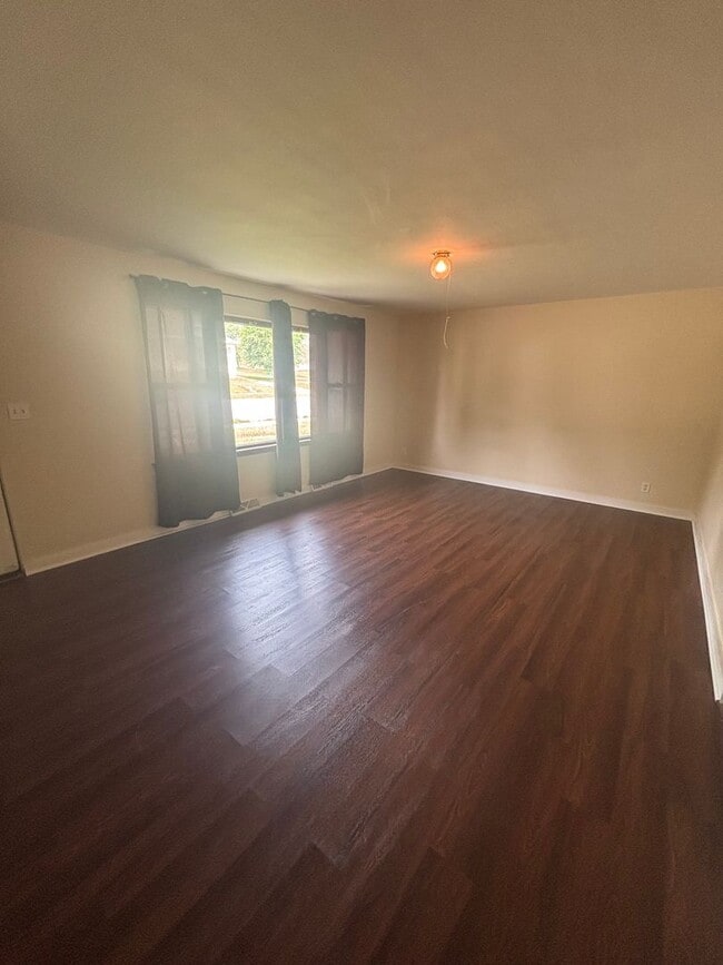 Photo - MB 8205-8207 Antioch Rd Unidad 8207