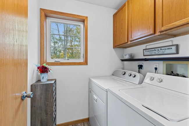 Photo - 10783 Tamarack Cir