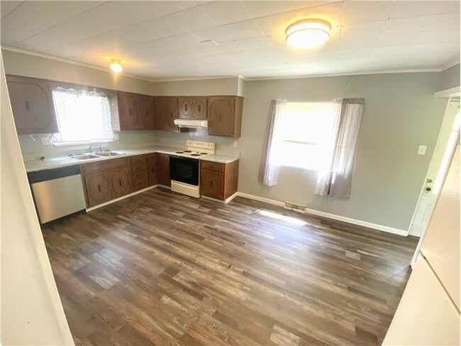 Photo - 2708 Cleveland Ave