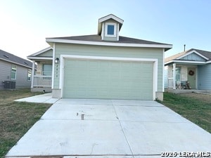 Building Photo - 2819 Gustavo Dr