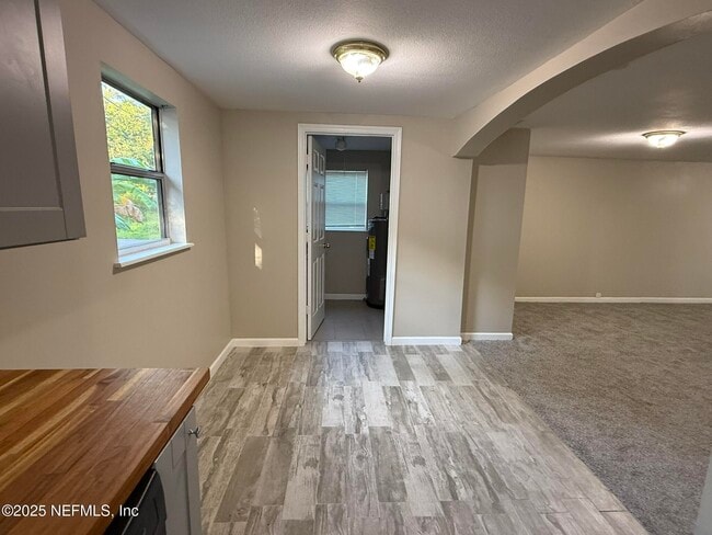 Photo - 651 Anderson St