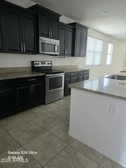 Photo - 2421 S 103rd Dr
