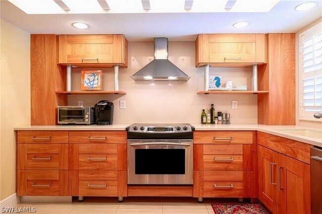Photo - 285 5th Ave S Unit 2B