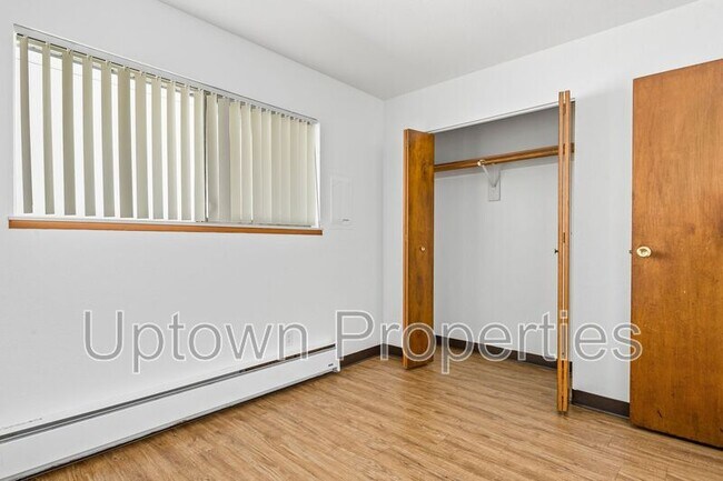 Photo - 1910 SE Stark St