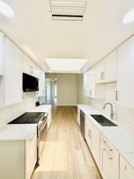 Photo - 9215 Highedge Cir