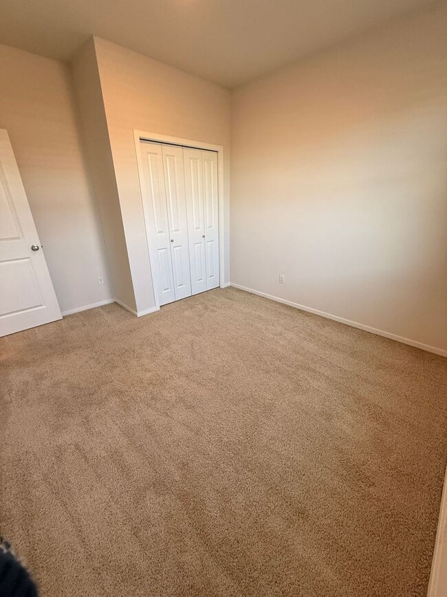 Photo - Newer single level 3 bed 2 bath home in NE Salem