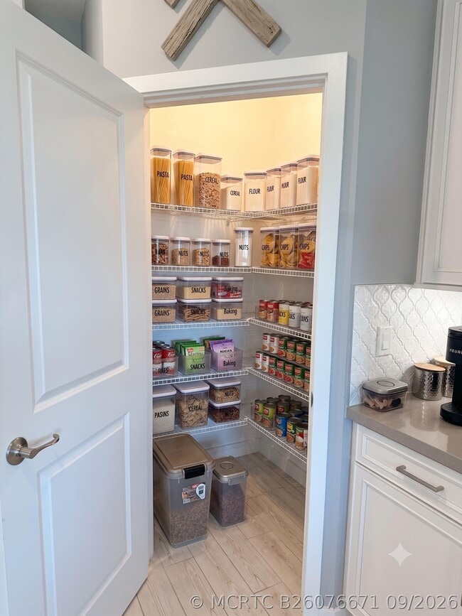 8798 Antarus Dr