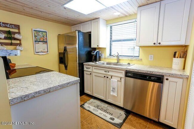 Photo - 8741 Whispering Pines Dr