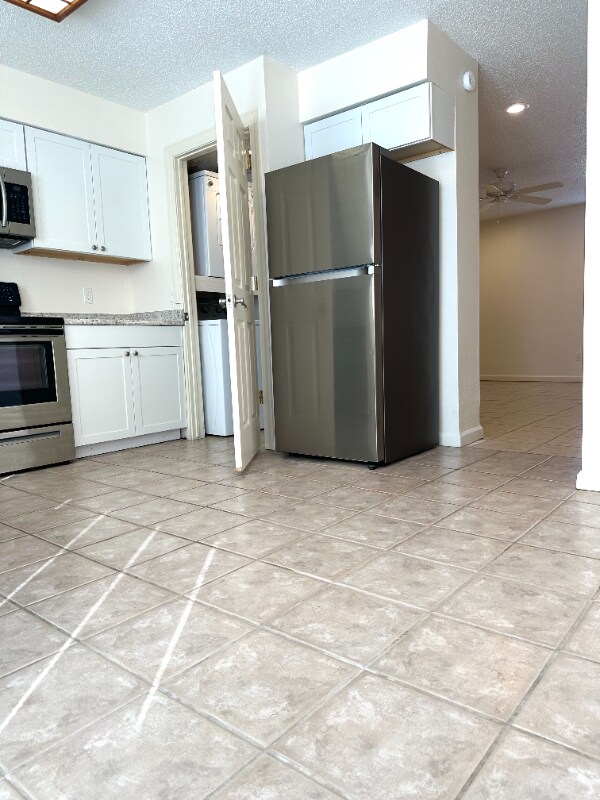 Photo - 1370 Oakland Ave