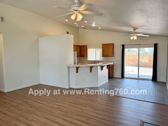 Photo - 6748 Quail Spring Ave