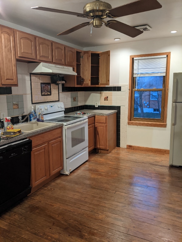 Photo - 2474 Lincoln Ave