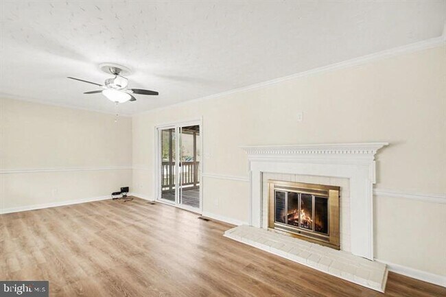 2113 Matthew Ln