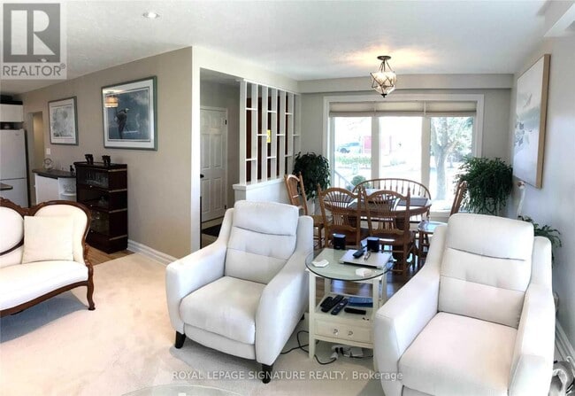Photo - 2 Learmont Dr