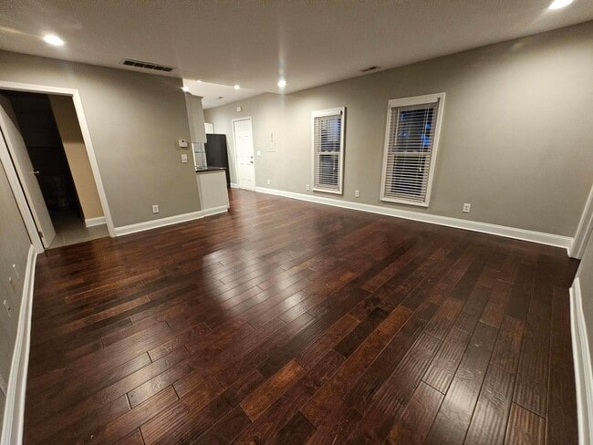 Photo - 402 W 3rd Ave Unidad apt 2